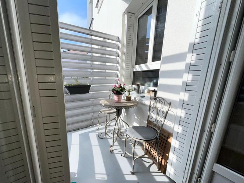 Appartement - 90 m² - 4 pièces