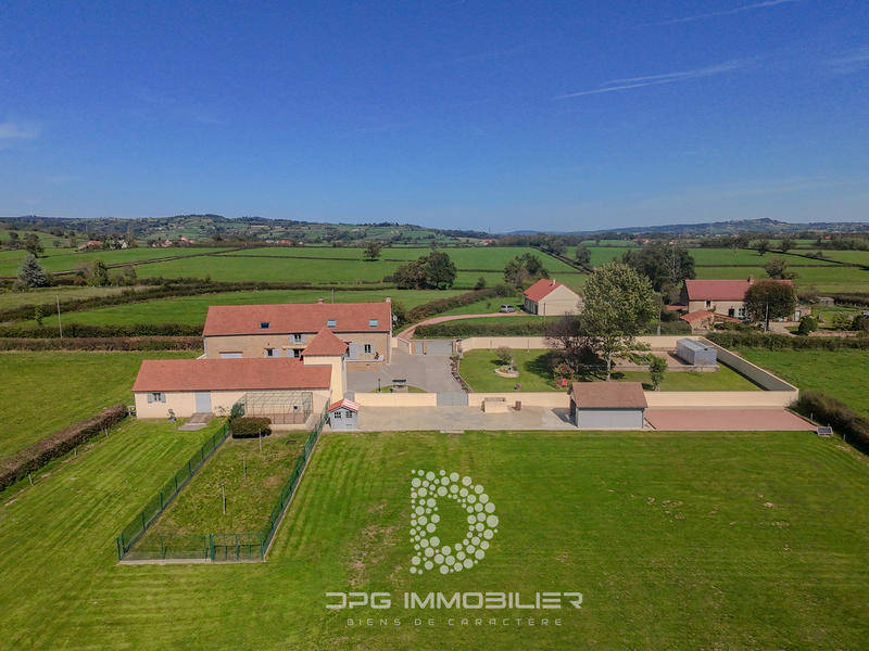 Maison - 168 m² - 7 pièces