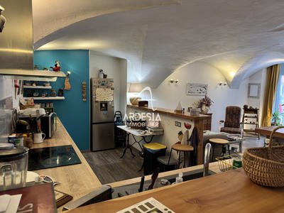 Appartement - 85 m² - 4 pièces