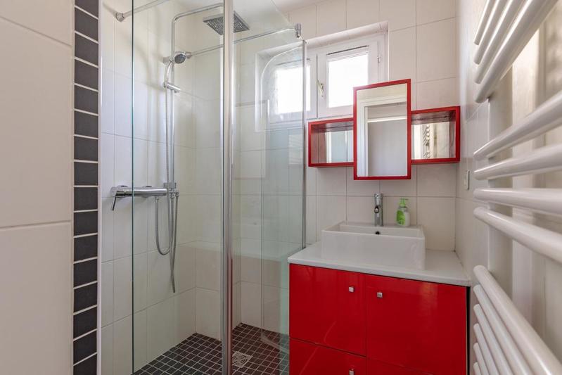 Chambre - 85 m² - 1 pièce