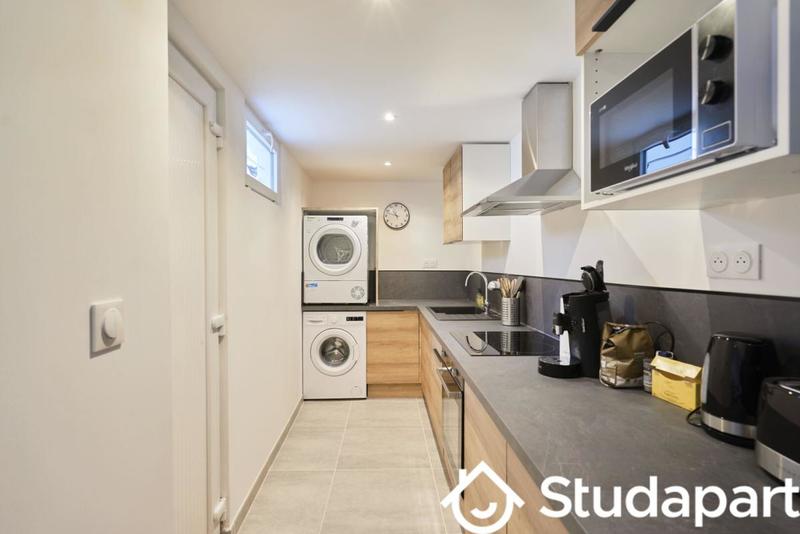 Chambre - 12 m² - 1 pièce