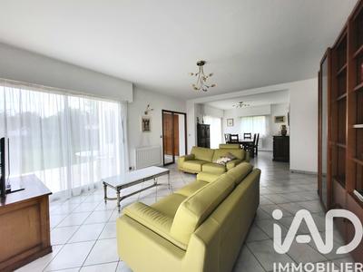 Maison - 192 m² - 8 pièces