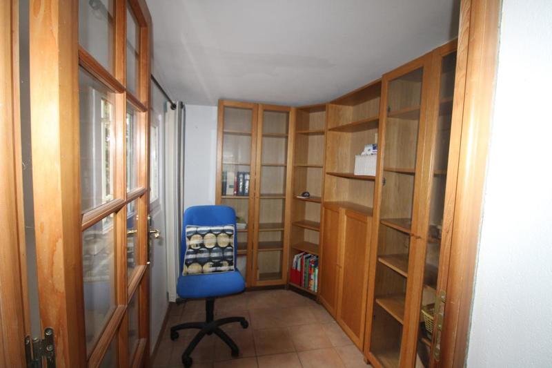 Propriété - 304 m² - 9 pièces