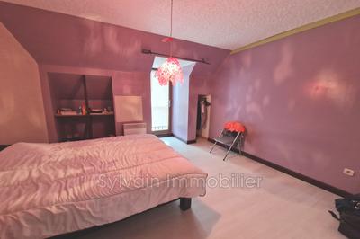 Maison - 101 m² - 5 pièces