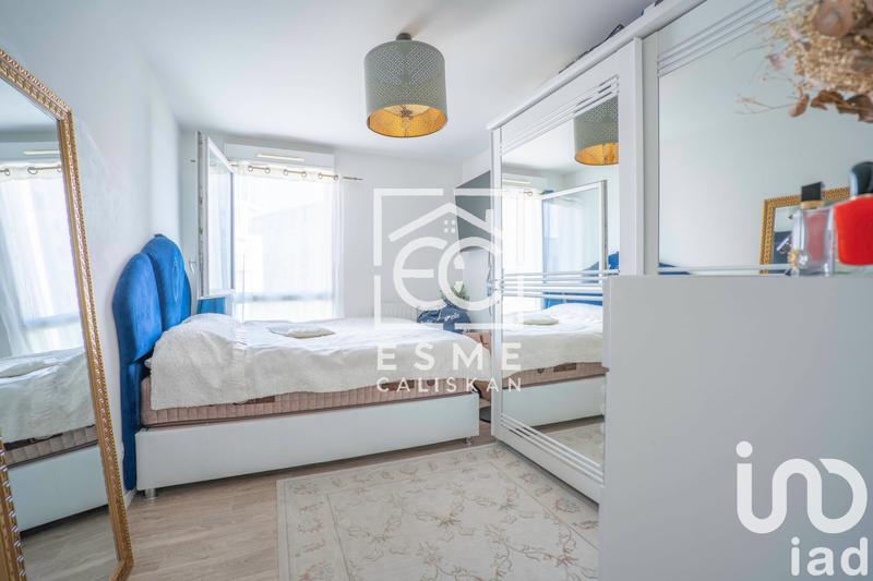 Appartement - 79 m² - 4 pièces