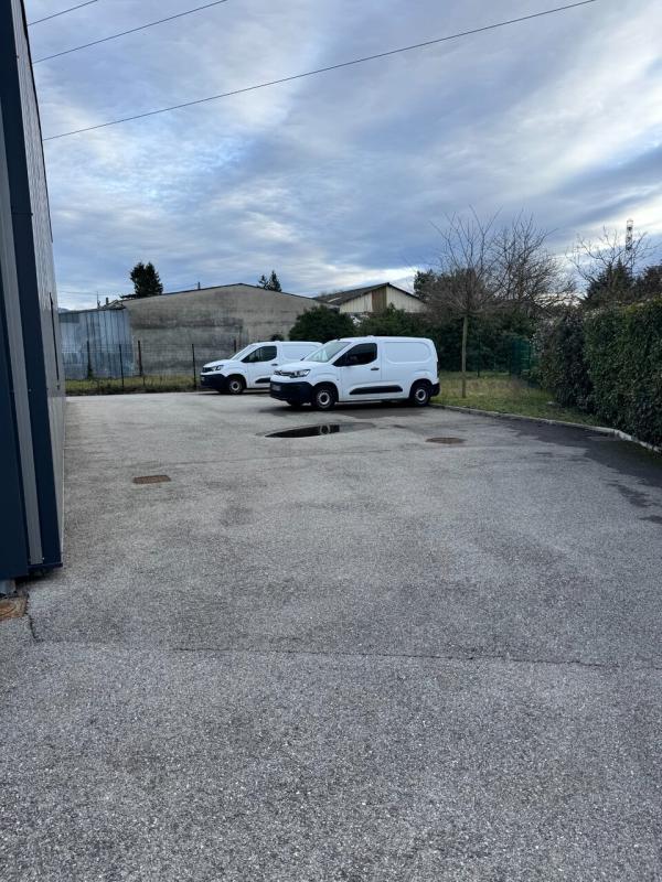 Local commercial - 167 m² - 1 pièce