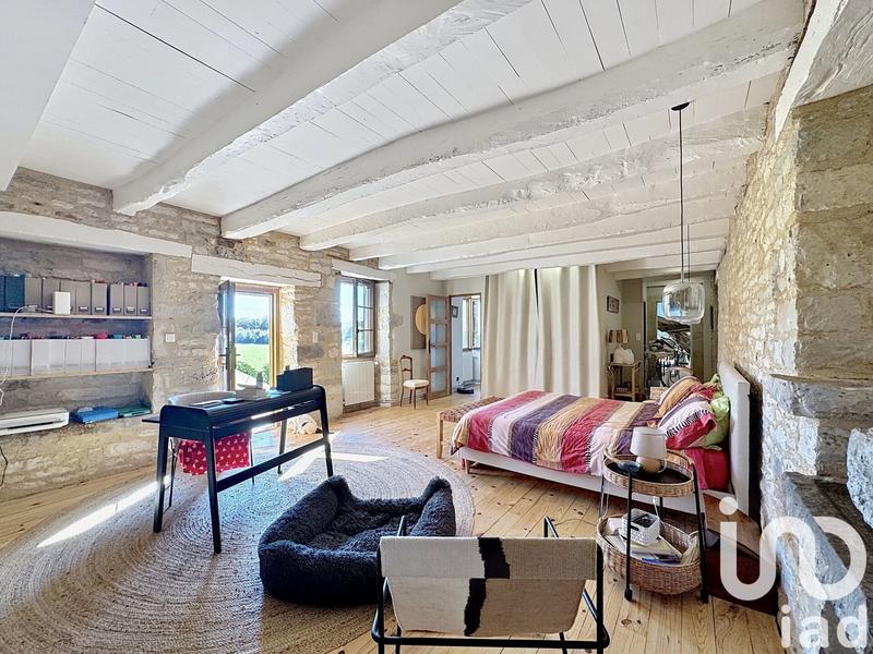 Maison - 350 m² - 7 pièces