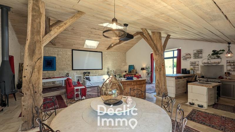 Maison - 388 m² - 11 pièces