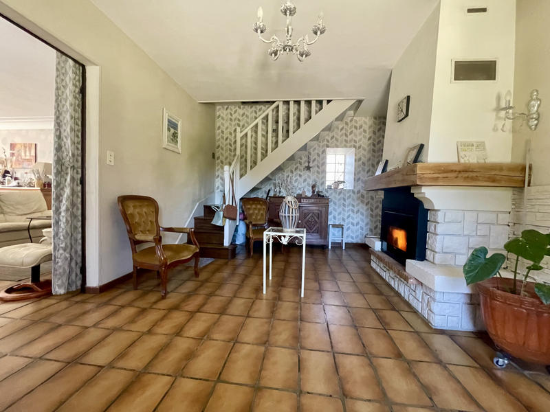 Maison - 183 m² - 5 pièces