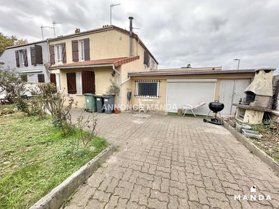 Appartement - 75 m² - 3 pièces