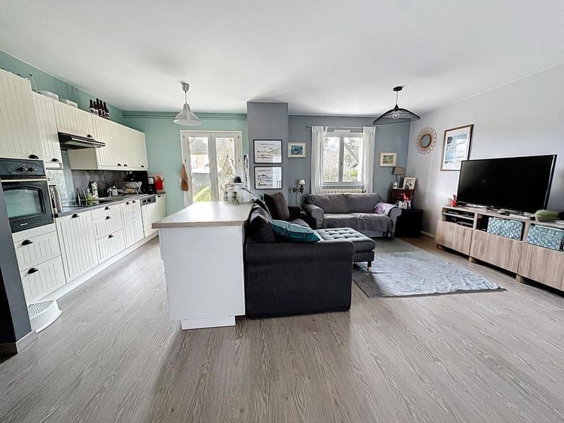 Maison - 137 m² - 6 pièces