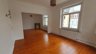 Appartement - 99 m² - 3 pièces