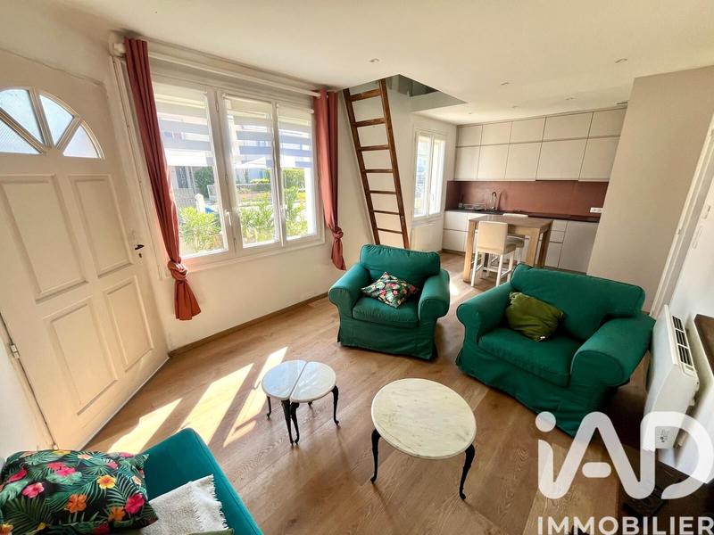 Maison - 80 m² - 4 pièces