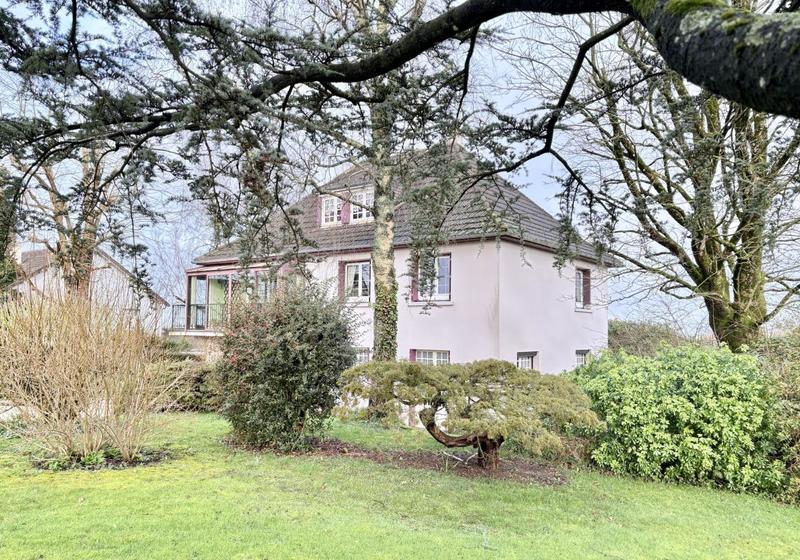 Maison - 108 m² - 5 pièces