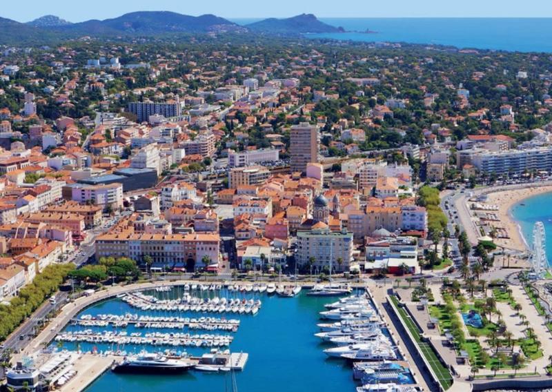 Appartement - 125 m² - 4 pièces