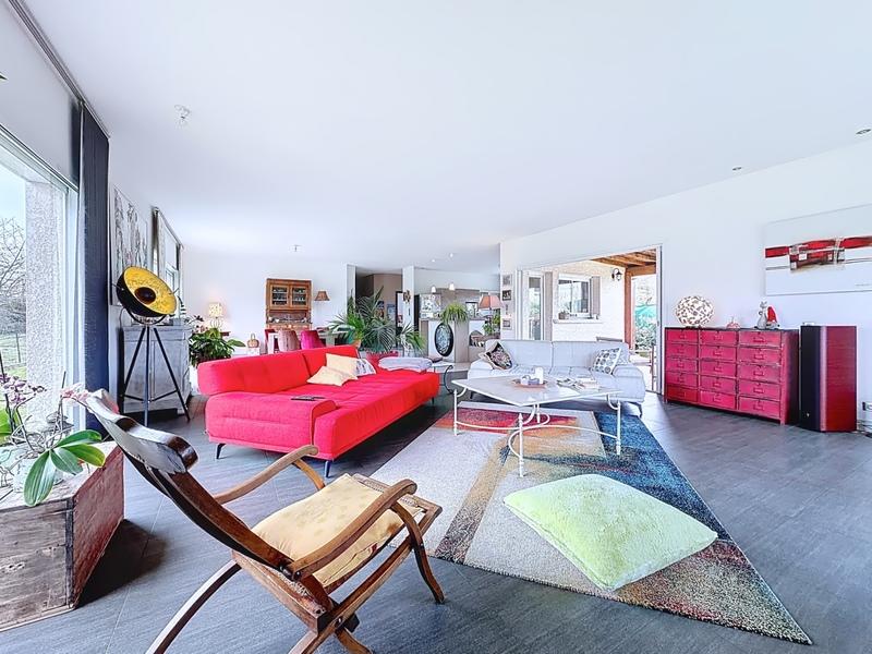 Maison - 228 m² - 6 pièces