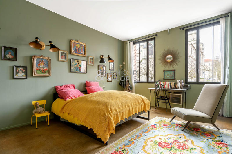 Appartement - 400 m² - 8 pièces