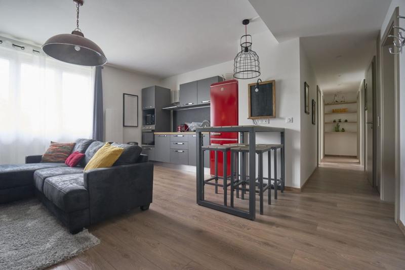 Appartement - 83 m² - 5 pièces