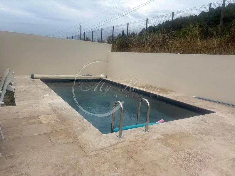 Maison - 87 m² - 4 pièces