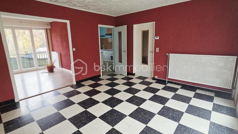 Maison traditionnelle - 91 m² - 5 pièces