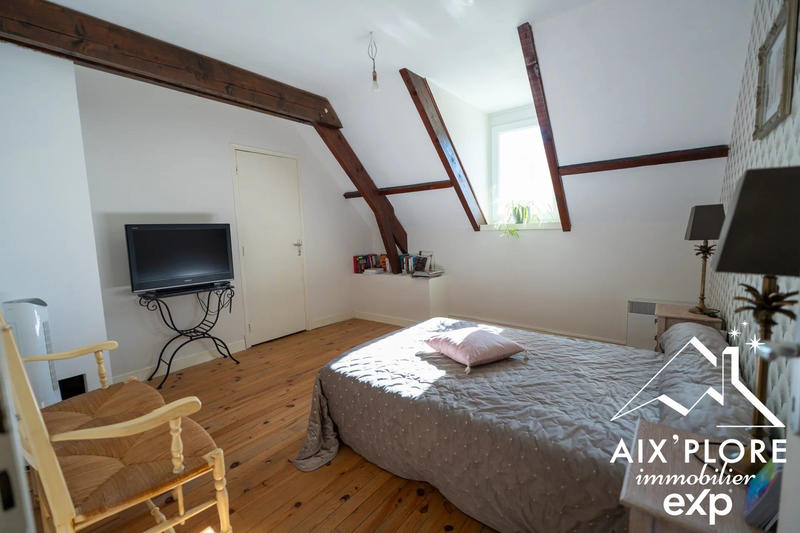 Maison - 185 m² - 5 pièces