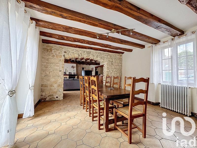 Maison - 246 m² - 9 pièces