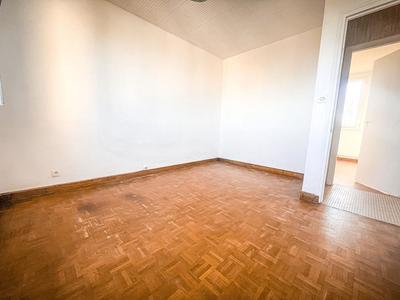 Maison - 77 m² - 5 pièces