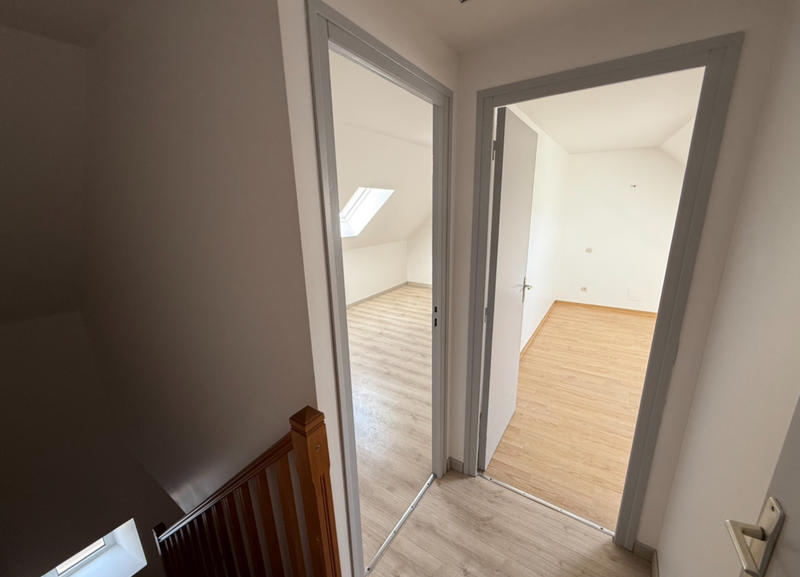 Maison - 175 m² - 9 pièces