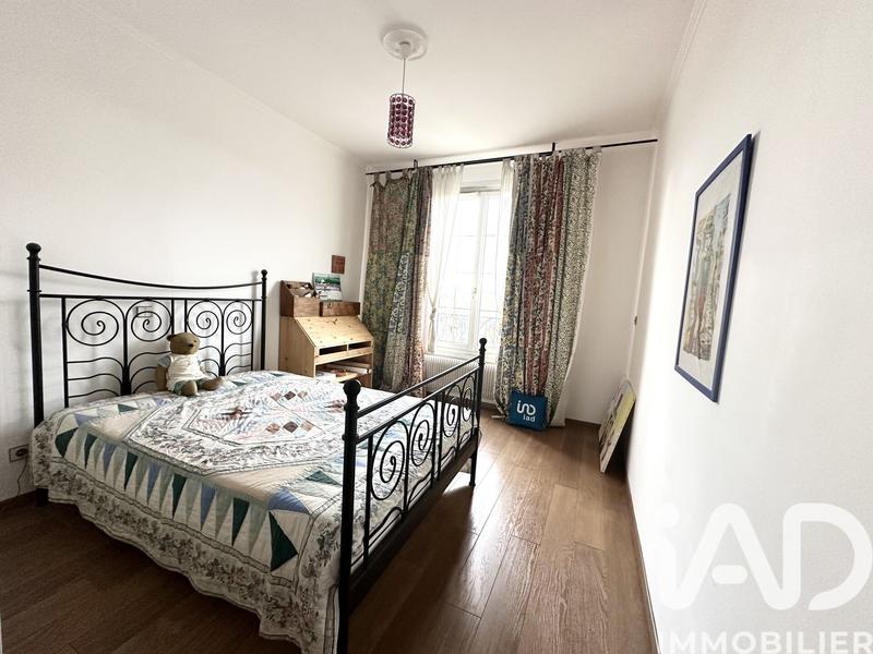 Maison - 200 m² - 7 pièces