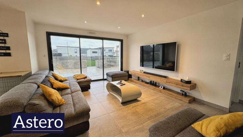 Maison - 116 m² - 6 pièces