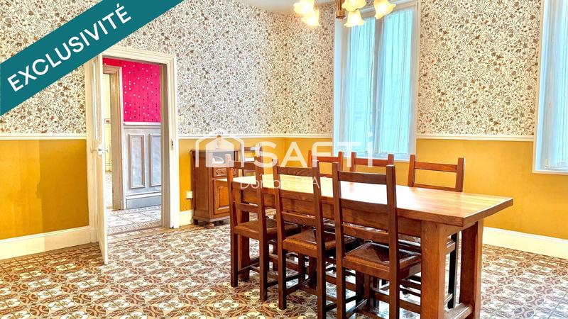 Maison - 240 m² - 6 pièces