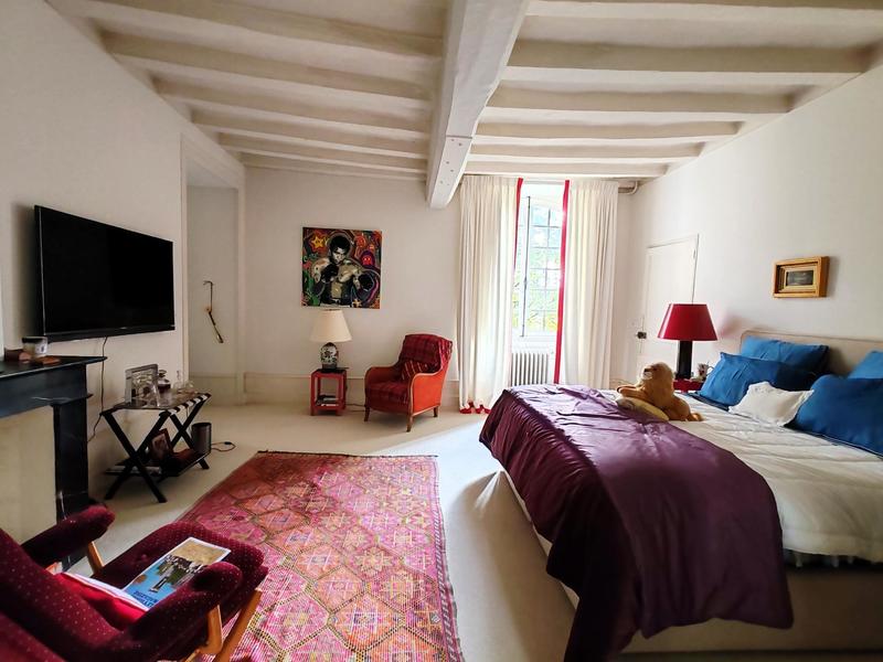 Maison - 422 m² - 10 pièces