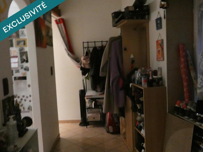 Local commercial - 2 200 m² - 8 pièces