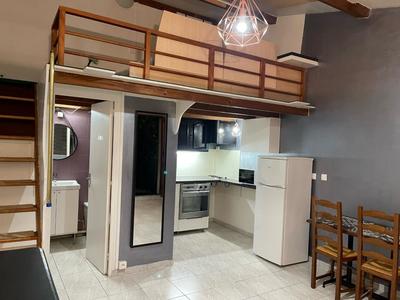 Studio - 24 m² - 1 pièce