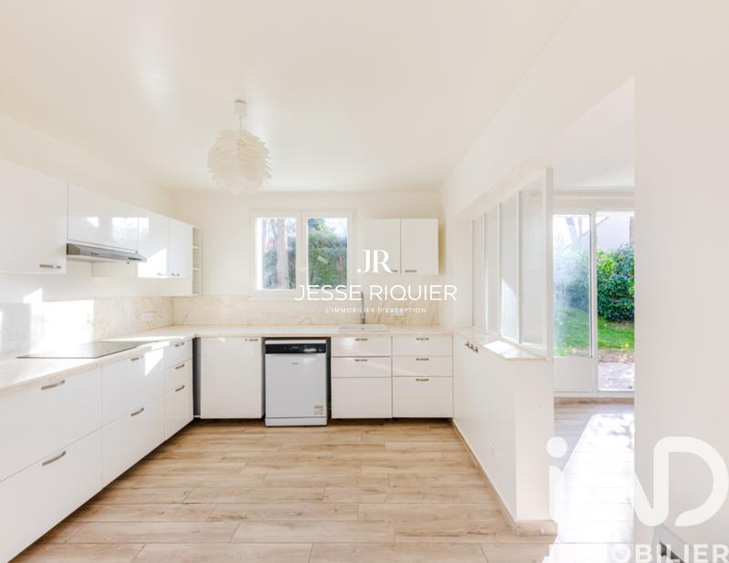 Maison - 97 m² - 4 pièces