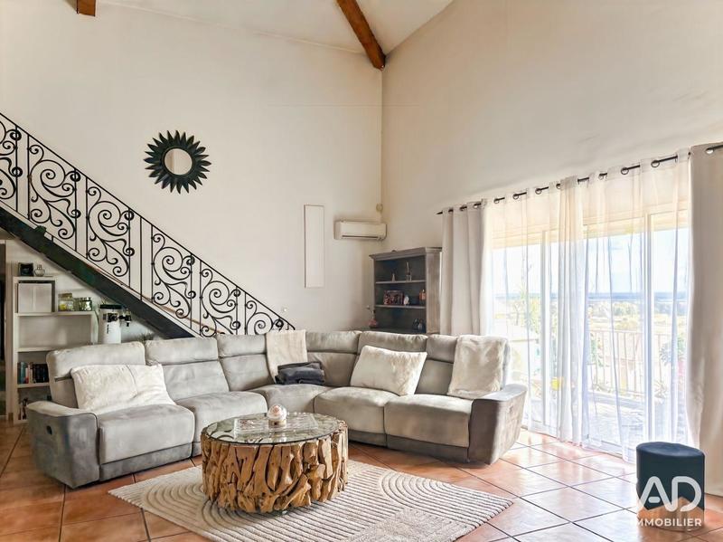 Maison - 184 m² - 5 pièces