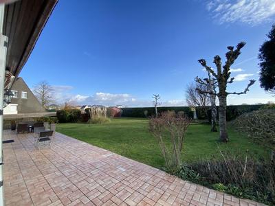 Pavillon - 170 m² - 7 pièces