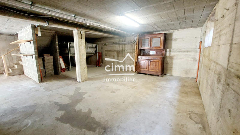 Maison - 184 m² - 6 pièces