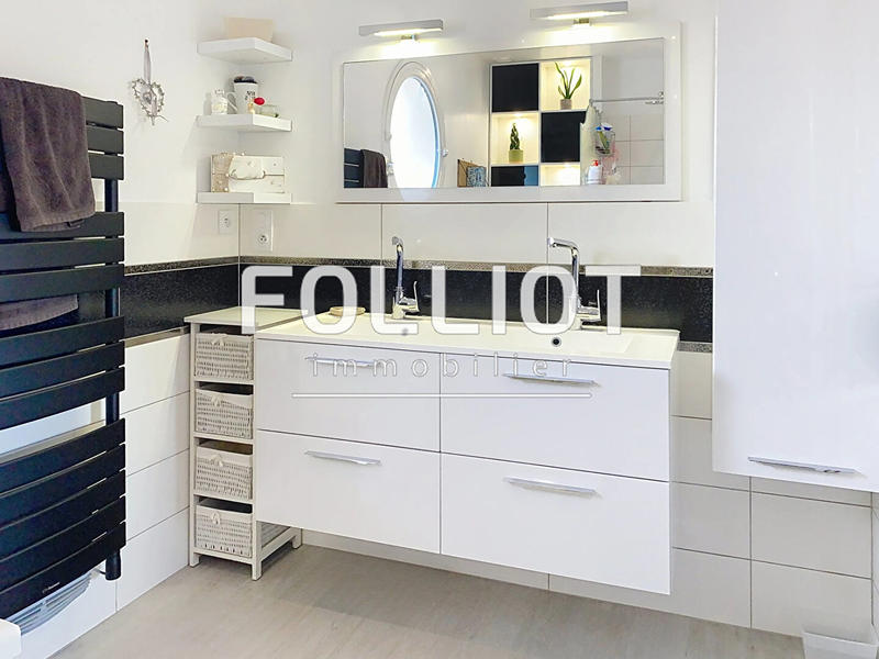 Maison - 155 m² - 6 pièces