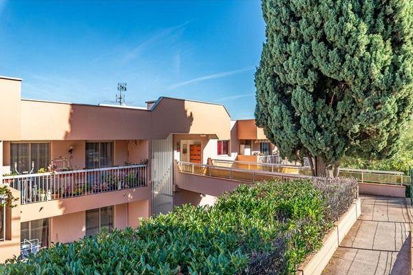 Appartement - 76 m² - 4 pièces