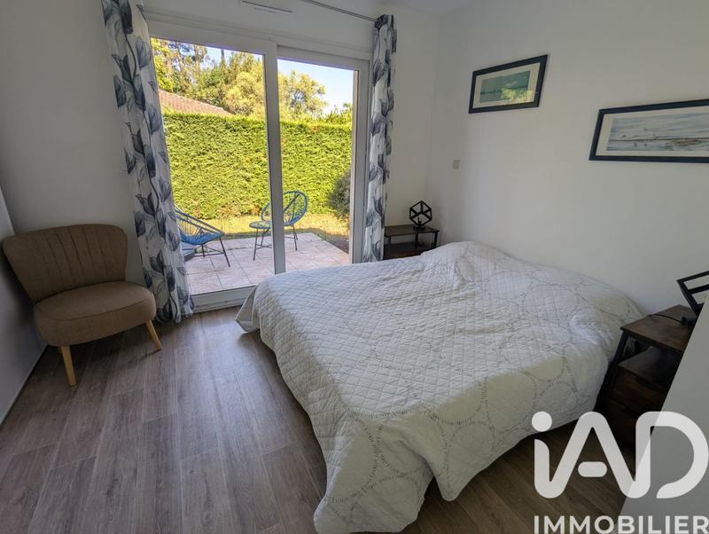 Maison - 263 m² - 9 pièces