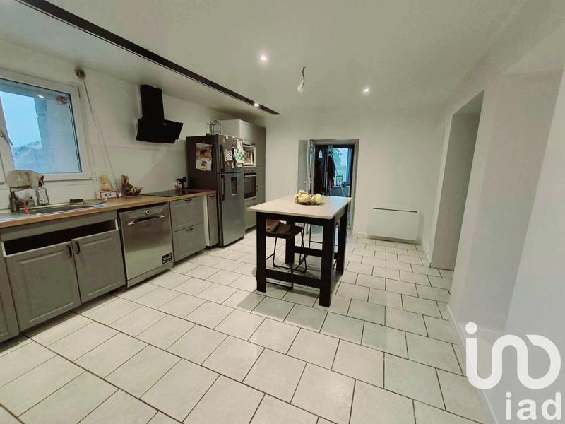 Maison - 237 m² - 9 pièces