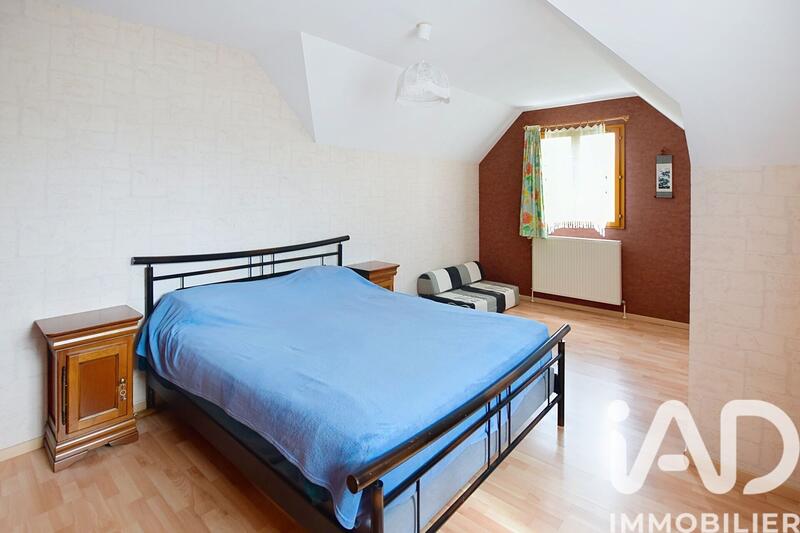 Maison - 175 m² - 7 pièces