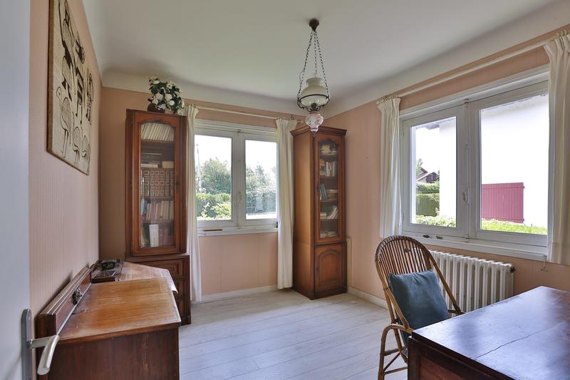 Maison - 161 m² - 8 pièces