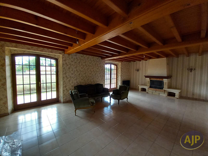 Maison - 192 m² - 6 pièces