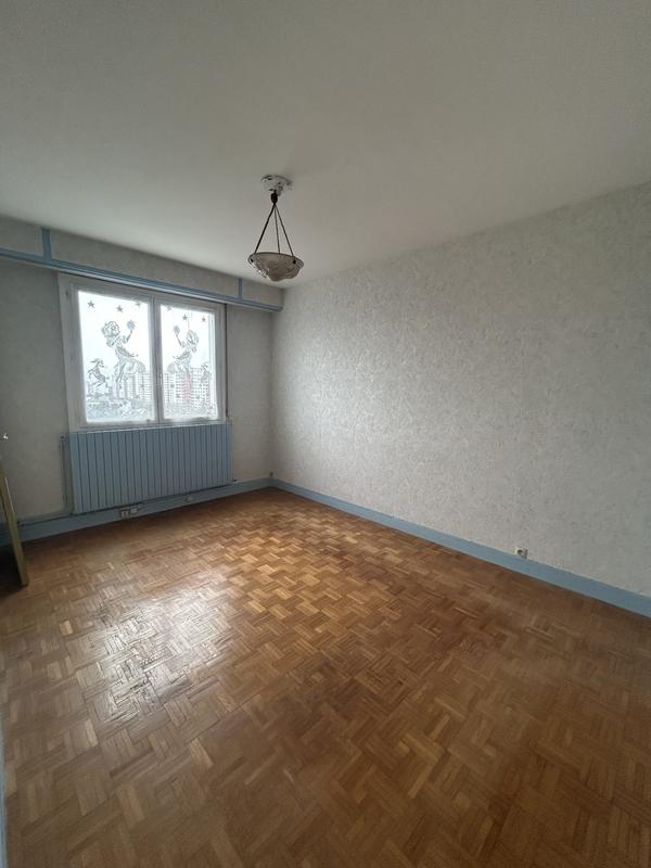 Appartement - 162 m² - 8 pièces