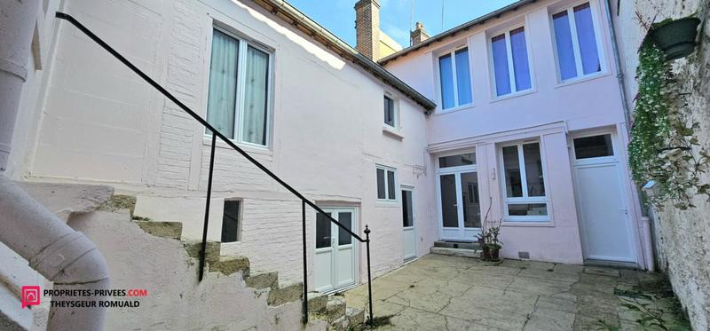 Maison - 159 m² - 6 pièces