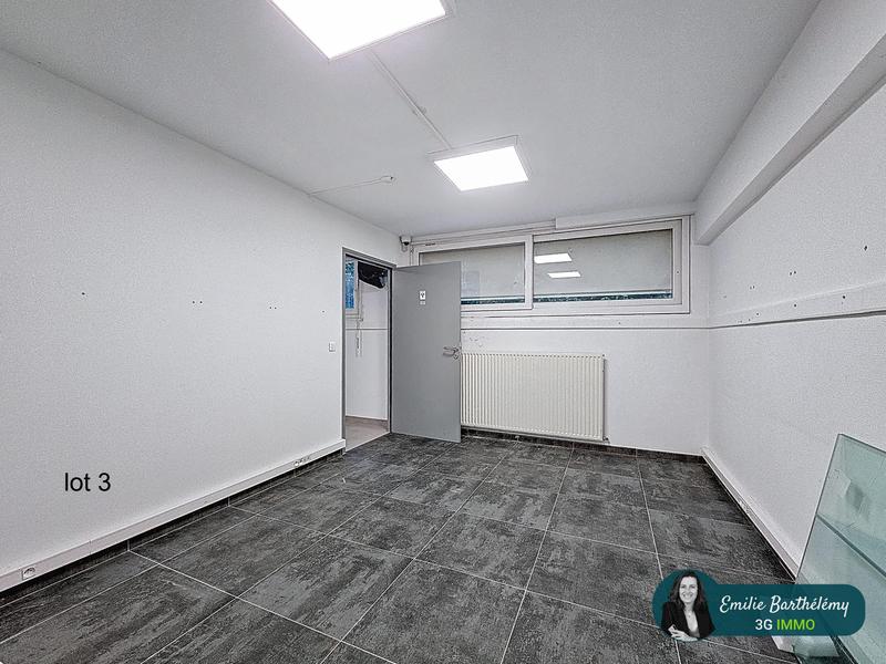 Local commercial - 173 m² - 4 pièces