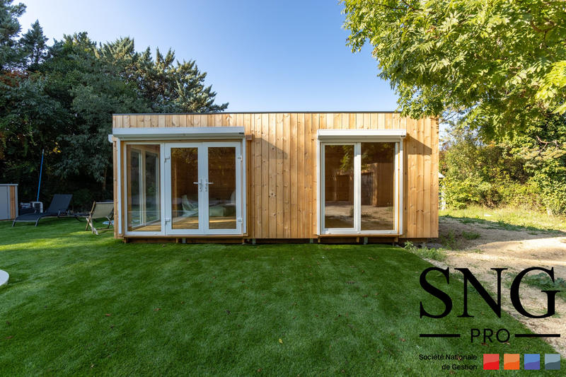 Maison traditionnelle - 146 m² - 8 pièces