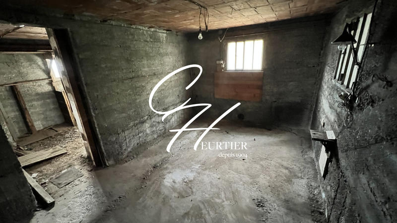 Maison - 160 m² - 5 pièces